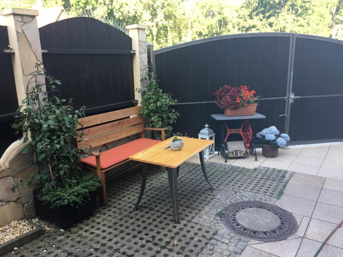 Ferienwohnung Am Goethe Park Fuer 2 Bis 3 Personen 耶拿 外观 照片